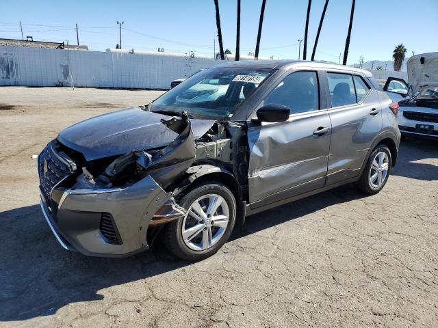  Salvage Nissan Kicks