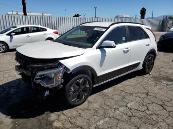  Salvage Kia Niro