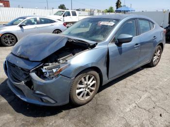  Salvage Mazda 3