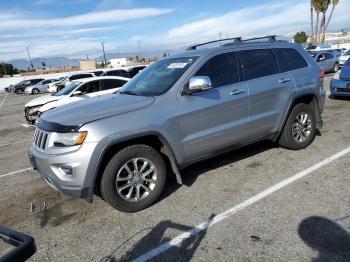  Salvage Jeep Cherokee