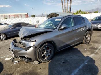  Salvage Alfa Romeo Stelvio