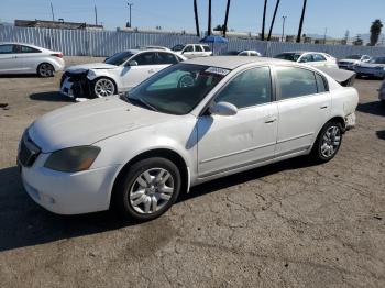  Salvage Nissan Altima