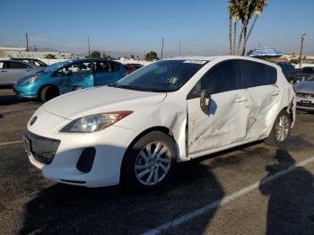  Salvage Mazda 3