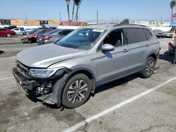  Salvage Volkswagen Tiguan