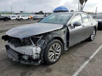  Salvage Toyota Mirai