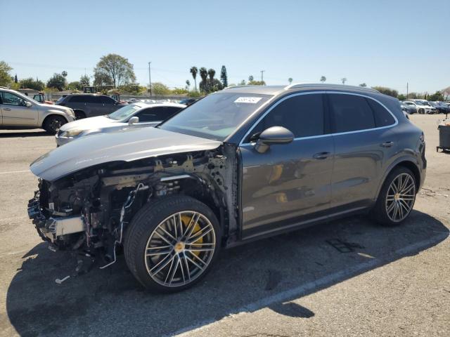  Salvage Porsche Cayenne