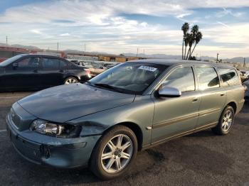  Salvage Volvo V70