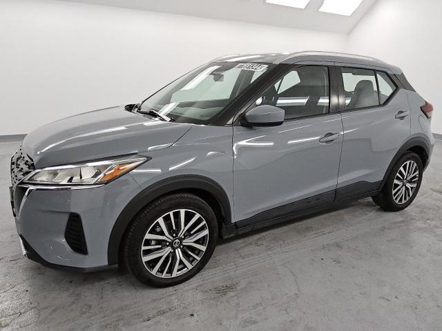  Salvage Nissan Kicks