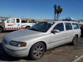  Salvage Volvo V70