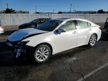  Salvage Lexus Es