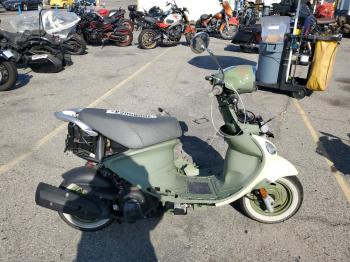  Salvage Genuine Scooter Co. Scooter