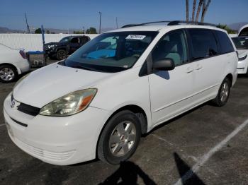  Salvage Toyota Sienna