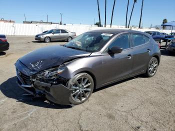  Salvage Mazda 3