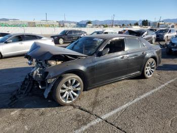  Salvage Chrysler 300