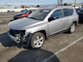  Salvage Jeep Compass