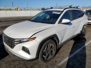  Salvage Hyundai TUCSON