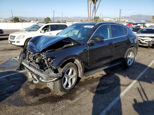  Salvage Alfa Romeo Stelvio