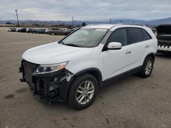  Salvage Kia Sorento