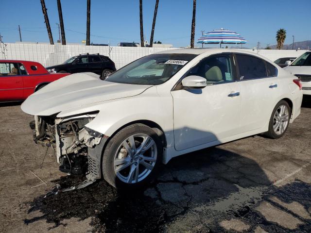  Salvage Nissan Altima