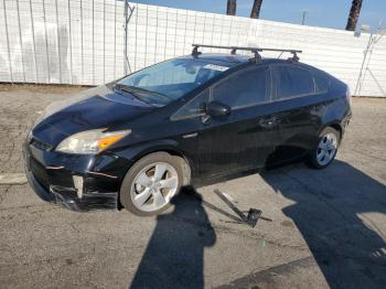  Salvage Toyota Prius