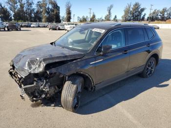  Salvage Volkswagen Tiguan