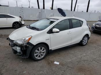  Salvage Toyota Prius