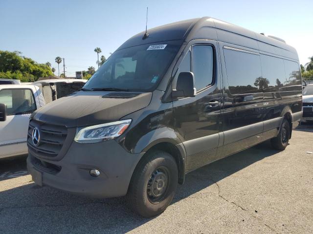  Salvage Mercedes-Benz Sprinter