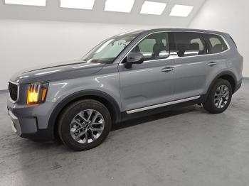  Salvage Kia Telluride