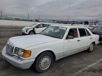  Salvage Mercedes-Benz 560-Class