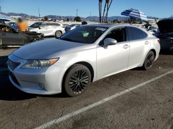  Salvage Lexus Es