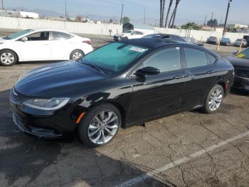  Salvage Chrysler 200