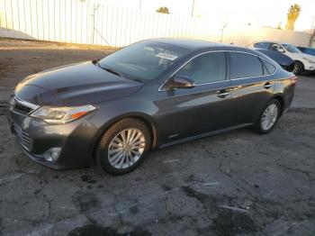  Salvage Toyota Avalon