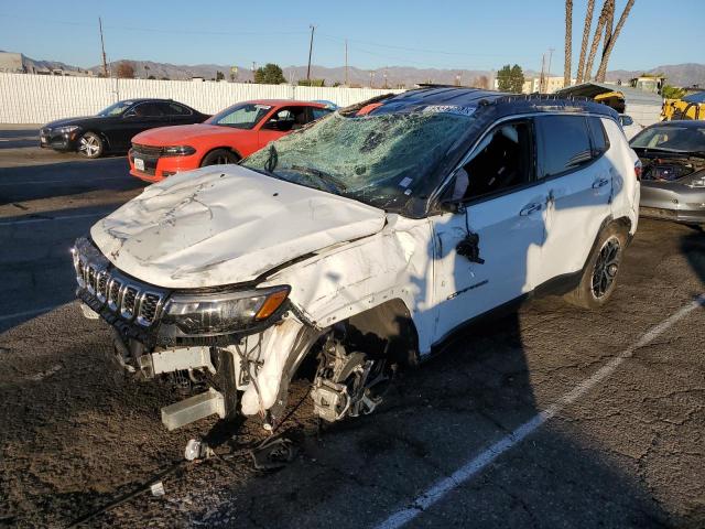  Salvage Jeep Compass