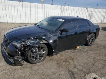  Salvage Chrysler 300