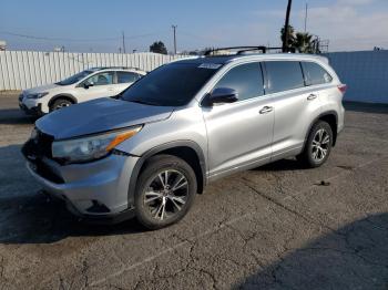  Salvage Toyota Highlander