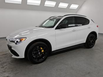  Salvage Alfa Romeo Stelvio