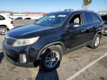  Salvage Kia Sorento