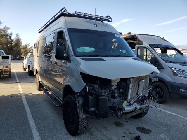  Salvage Mercedes-Benz Sprinter