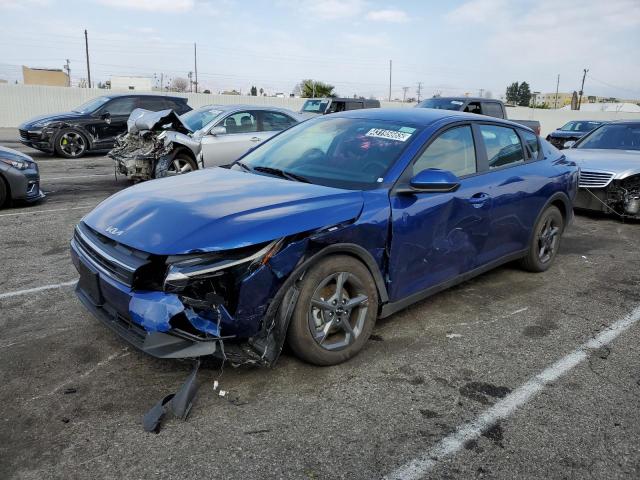  Salvage Kia K4 Lx