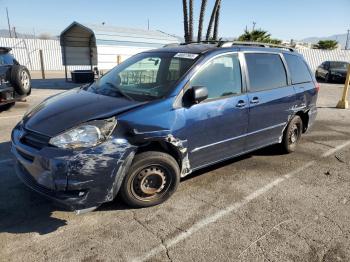  Salvage Toyota Sienna