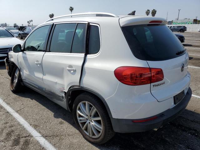Volkswagen Tiguan S Image 10