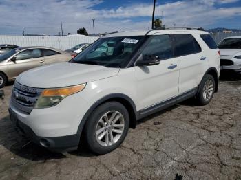  Salvage Ford Explorer