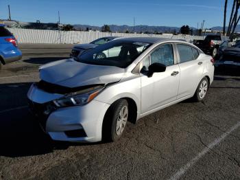  Salvage Nissan Versa