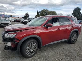  Salvage Nissan Pathfinder