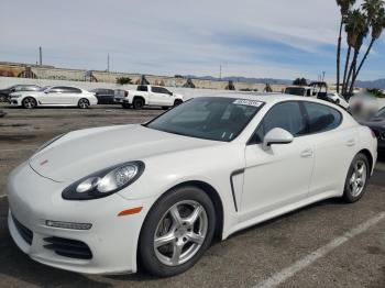  Salvage Porsche Panamera