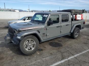  Salvage Jeep Gladiator