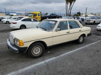  Salvage Mercedes-Benz 300-Class