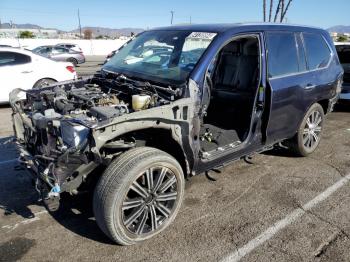  Salvage Lexus Lx570