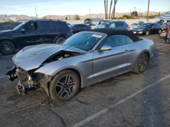  Salvage Ford Mustang