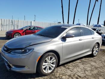  Salvage Chrysler 200